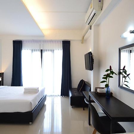 Isleep Guesthouse Chiang Mai Exterior photo