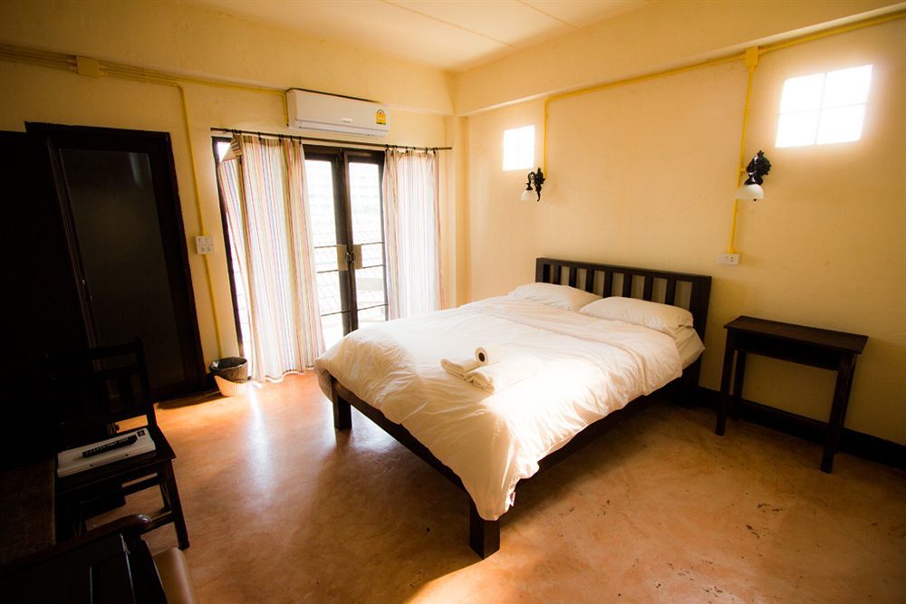 Isleep Guesthouse Chiang Mai Exterior photo